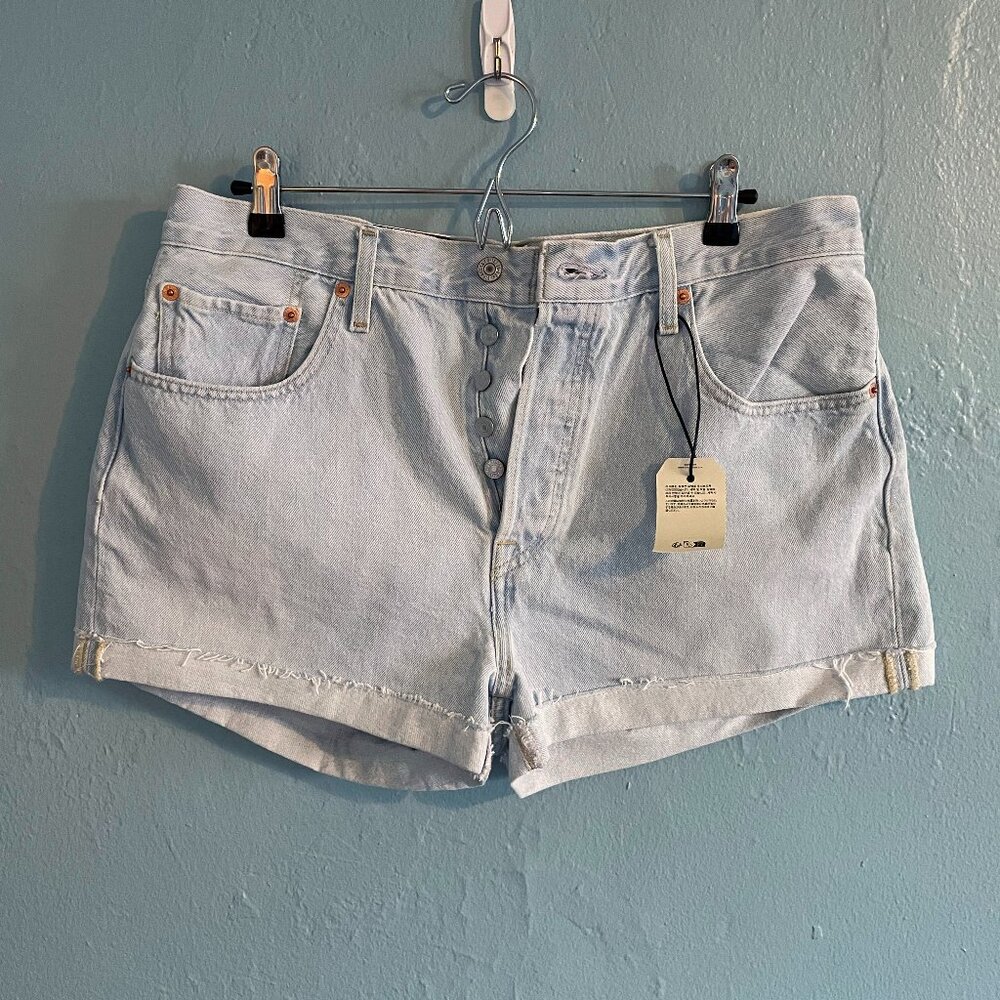 NWT Levi's 501 Ice Cloud Wash Cutoff Shorts Size 32